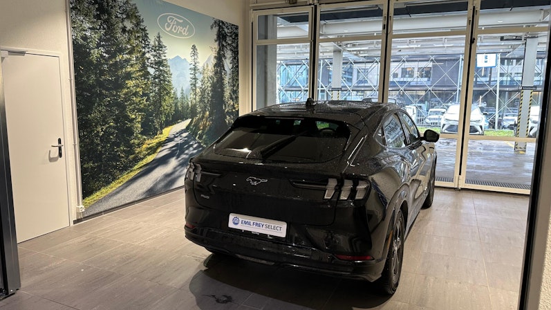 Vehicle image FORD MUSTANG MACH-E