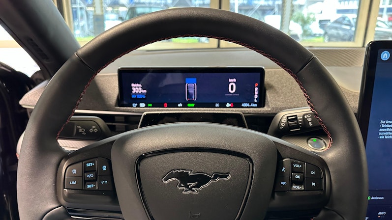 Vehicle image FORD MUSTANG MACH-E