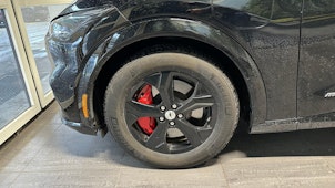 Vehicle image FORD Mustang Mach-E Standard AWD