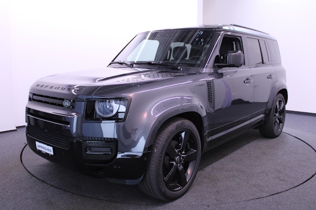First vehicle image