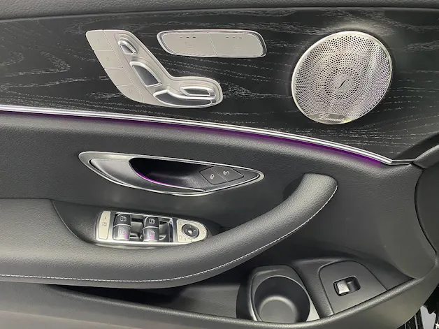Mercedes-Benz E 300 de EQ Star 4Matic Kombi