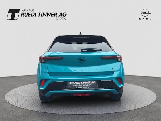 Vehicle image 21