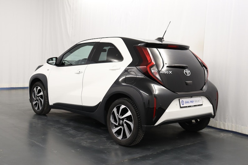 Vehicle image TOYOTA AYGO X