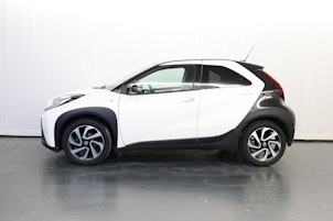 Vehicle image TOYOTA Aygo X 1.0 VVT-i Trend