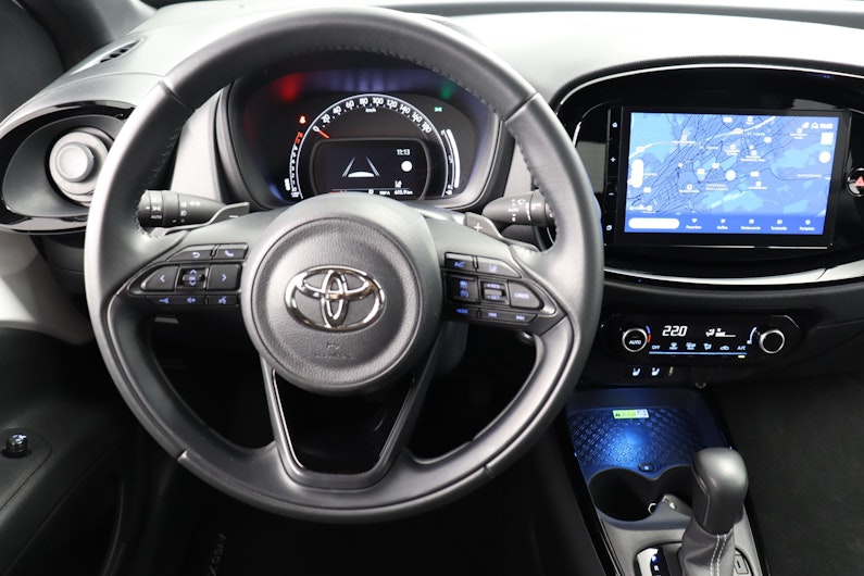 Vehicle image TOYOTA AYGO X