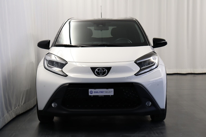 Vehicle image TOYOTA AYGO X