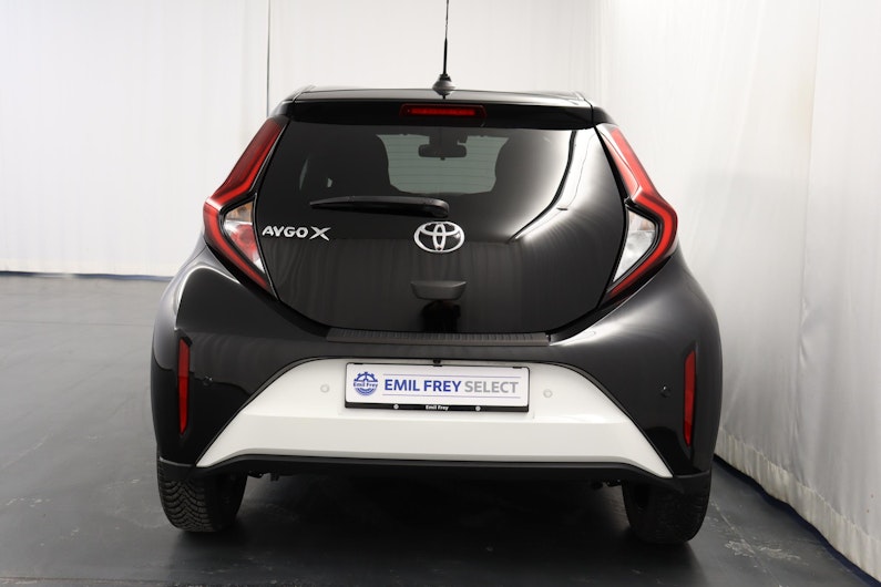 Vehicle image TOYOTA AYGO X