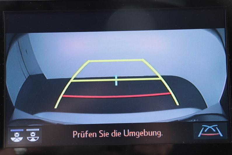 Vehicle image TOYOTA CAMRY