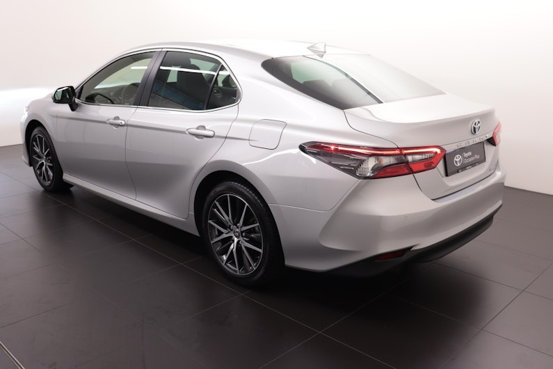 Vehicle image TOYOTA CAMRY