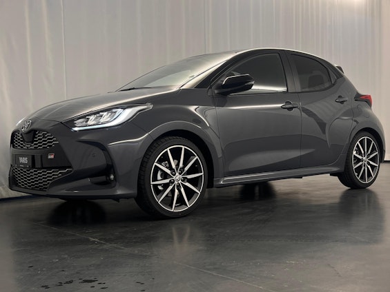 Vehicle image 1