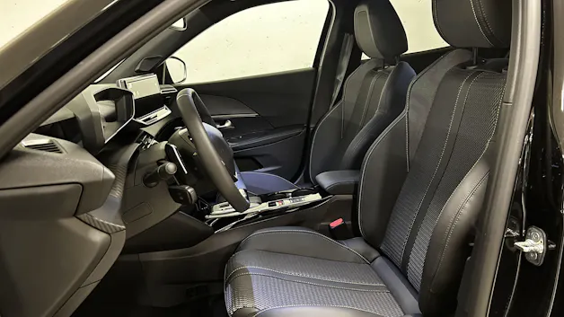 Peugeot 2008 1.2 Hybrid GT
