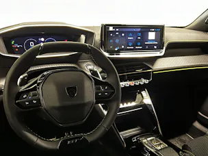 Peugeot 2008 1.2 Hybrid GT