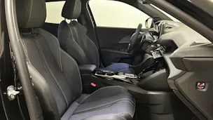 Peugeot 2008 1.2 Hybrid GT