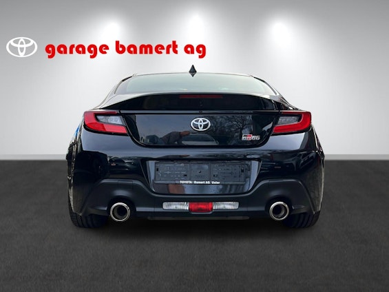 Vehicle image 4 Vehicle image 4