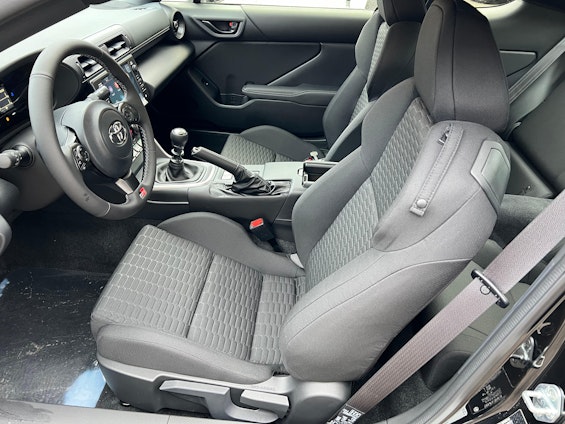 Vehicle image 8 Vehicle image 8