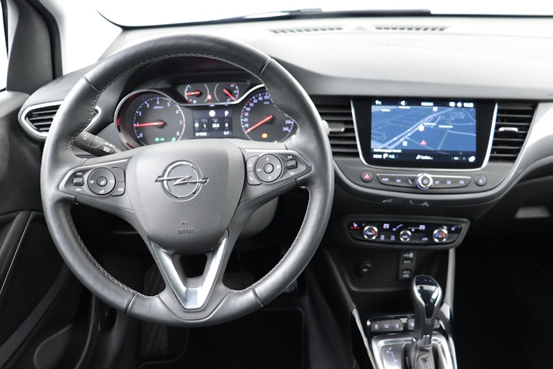 Vehicle image OPEL CROSSLAND