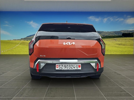 Vehicle image 3 Vehicle image 3