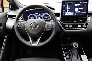 Vehicle image TOYOTA Corolla Cross 2.0 HSD Trend AWD-i