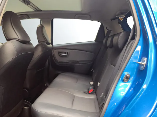 Toyota Yaris 1.5 VVT-i HSD Sol Premium