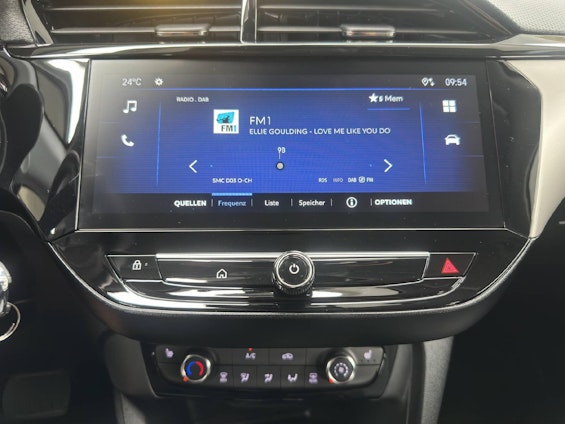 Vehicle image 8 Vehicle image 8