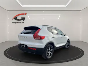 Volvo XC40 2.0 B3 MH Plus Dark