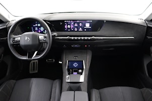 Vehicle image DS AUTOMOBILES 4 1.6 E-Tense Ligne Noire