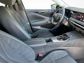 https://vehicle.imgix.net/3789316/c508108e-92ee-4916-b92b-cae60773d489.jpg