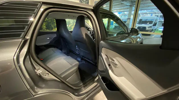 Ford Explorer Extended Range Premium AWD