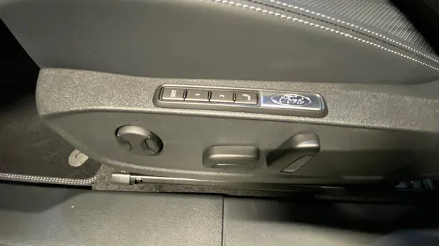 Ford Explorer Extended Range Premium AWD