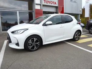 Toyota Yaris 1.5 VVT-i HSD Trend