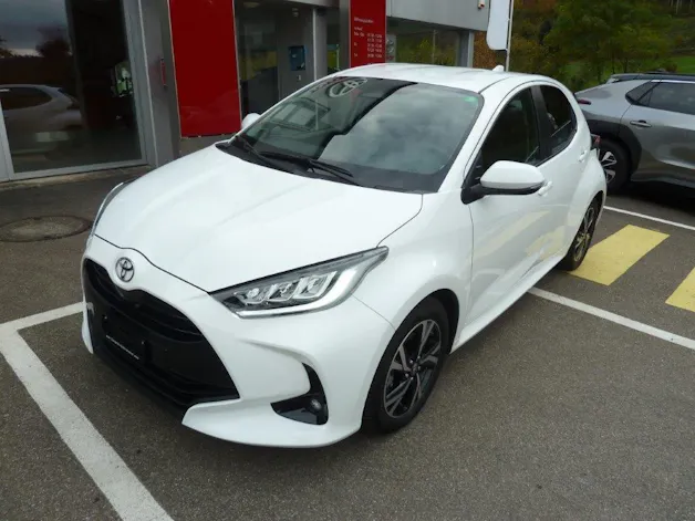 Toyota Yaris 1.5 VVT-i HSD Trend