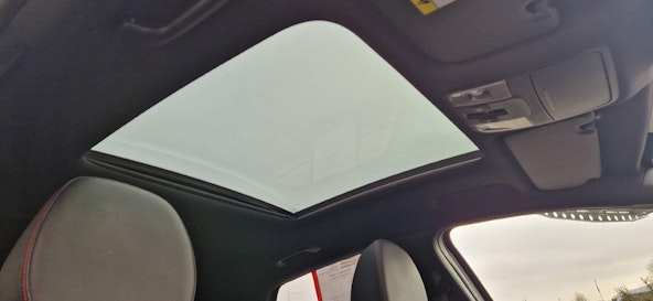 Vehicle image 13 Vehicle image 13