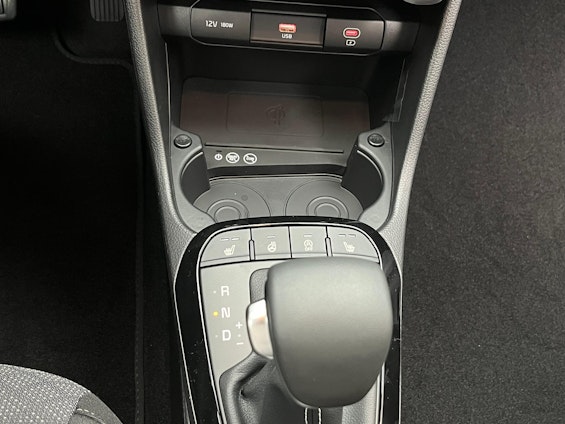 Vehicle image 11 Vehicle image 11