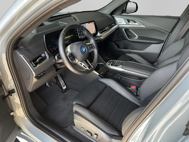 BMW iX2 xDrive 30 M Sport Pro