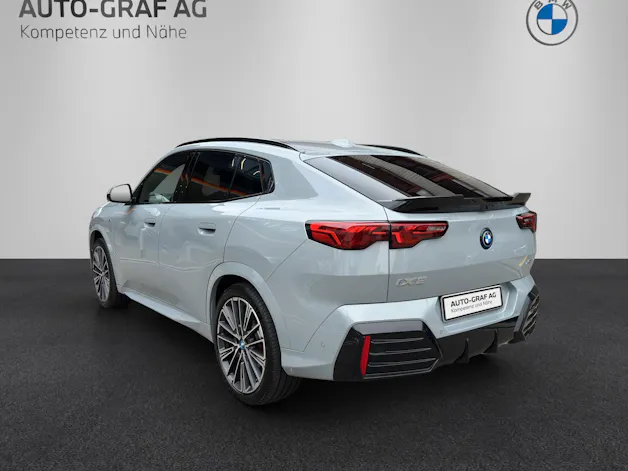 BMW iX2 xDrive 30 M Sport Pro