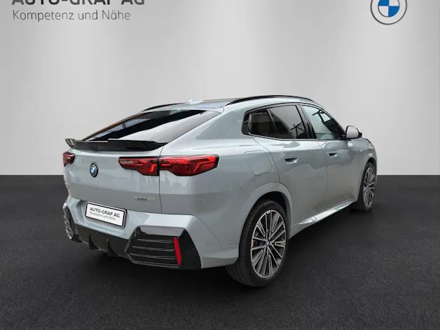 BMW iX2 xDrive 30 M Sport Pro