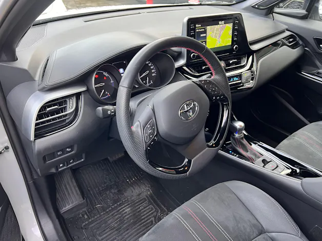 Toyota C-HR 2.0 VVTi HSD GR Sport