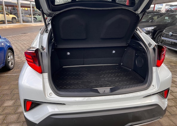 Vehicle image 6 Vehicle image 6