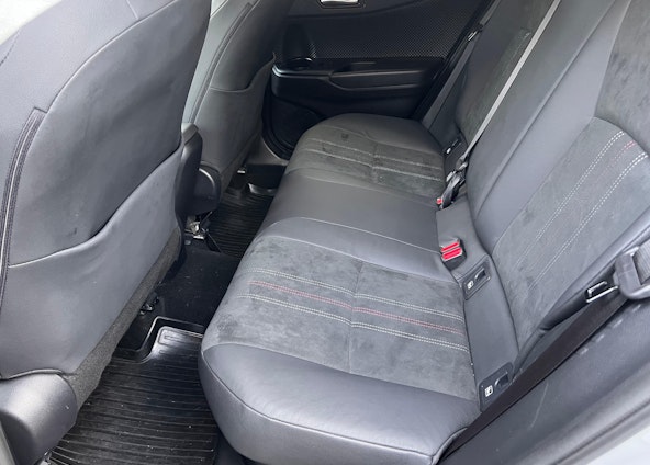 Vehicle image 10 Vehicle image 10