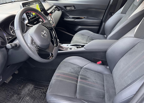 Vehicle image 8 Vehicle image 8