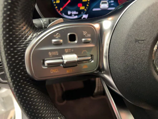 Mercedes-Benz GLC 200 AMG Line 4m