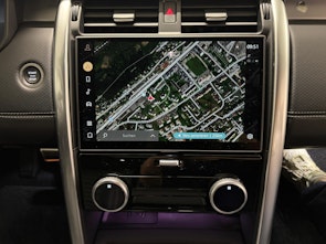 Vehicle image LAND ROVER Discovery 3.0 D I6 350 Dynamic HSE