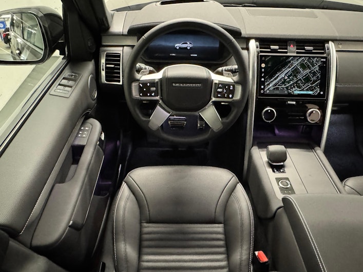 Vehicle image LAND ROVER DISCOVERY