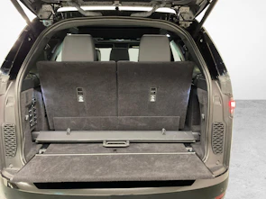 Fahrzeugbild LAND ROVER Discovery 3.0 D I6 350 Dynamic HSE