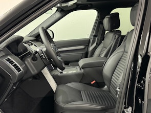 Vehicle image LAND ROVER Discovery 3.0 D I6 350 Dynamic HSE