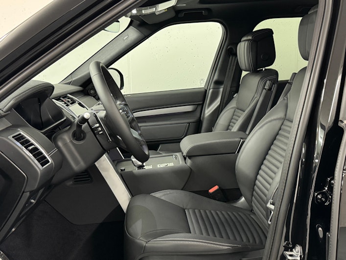 Vehicle image LAND ROVER DISCOVERY