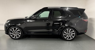 Vehicle image LAND ROVER Discovery 3.0 D I6 350 Dynamic HSE