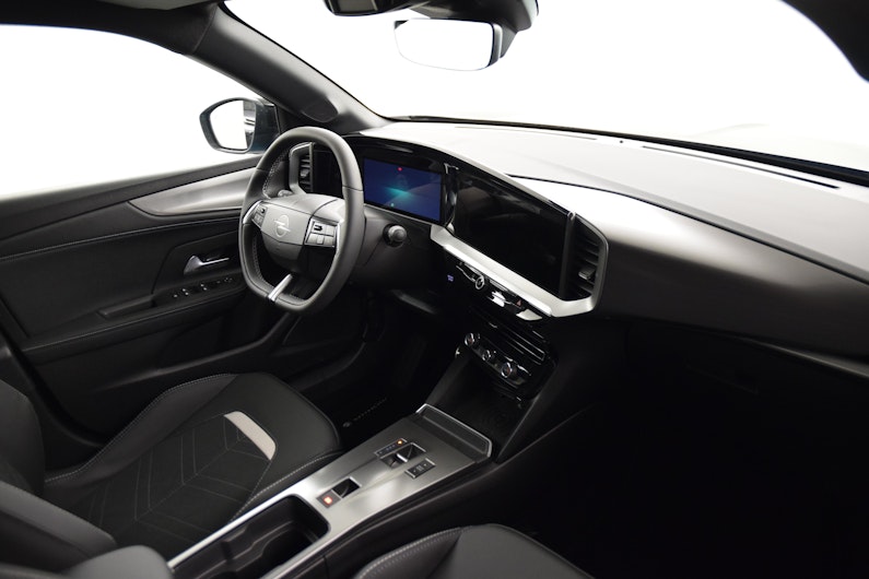 Vehicle image OPEL MOKKA