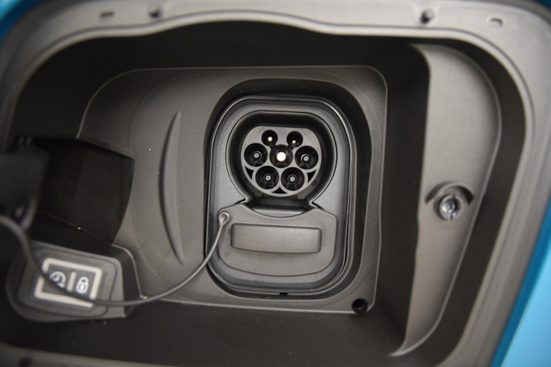 Vehicle image OPEL MOKKA