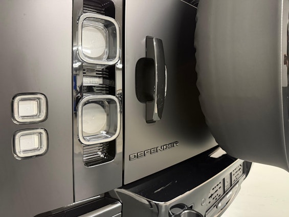 Vehicle image 6 Vehicle image 6